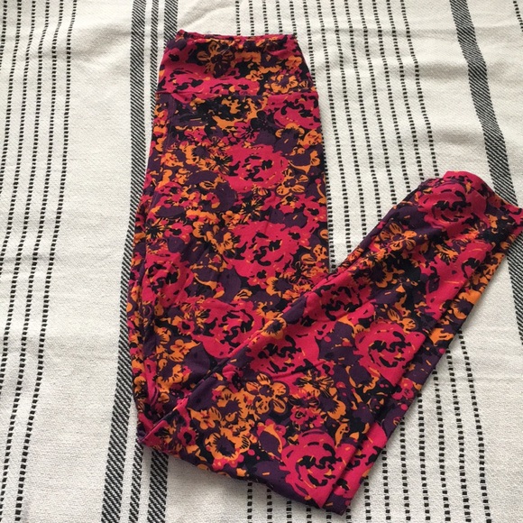LuLaRoe Pants - OS LuLaRoe Leggings